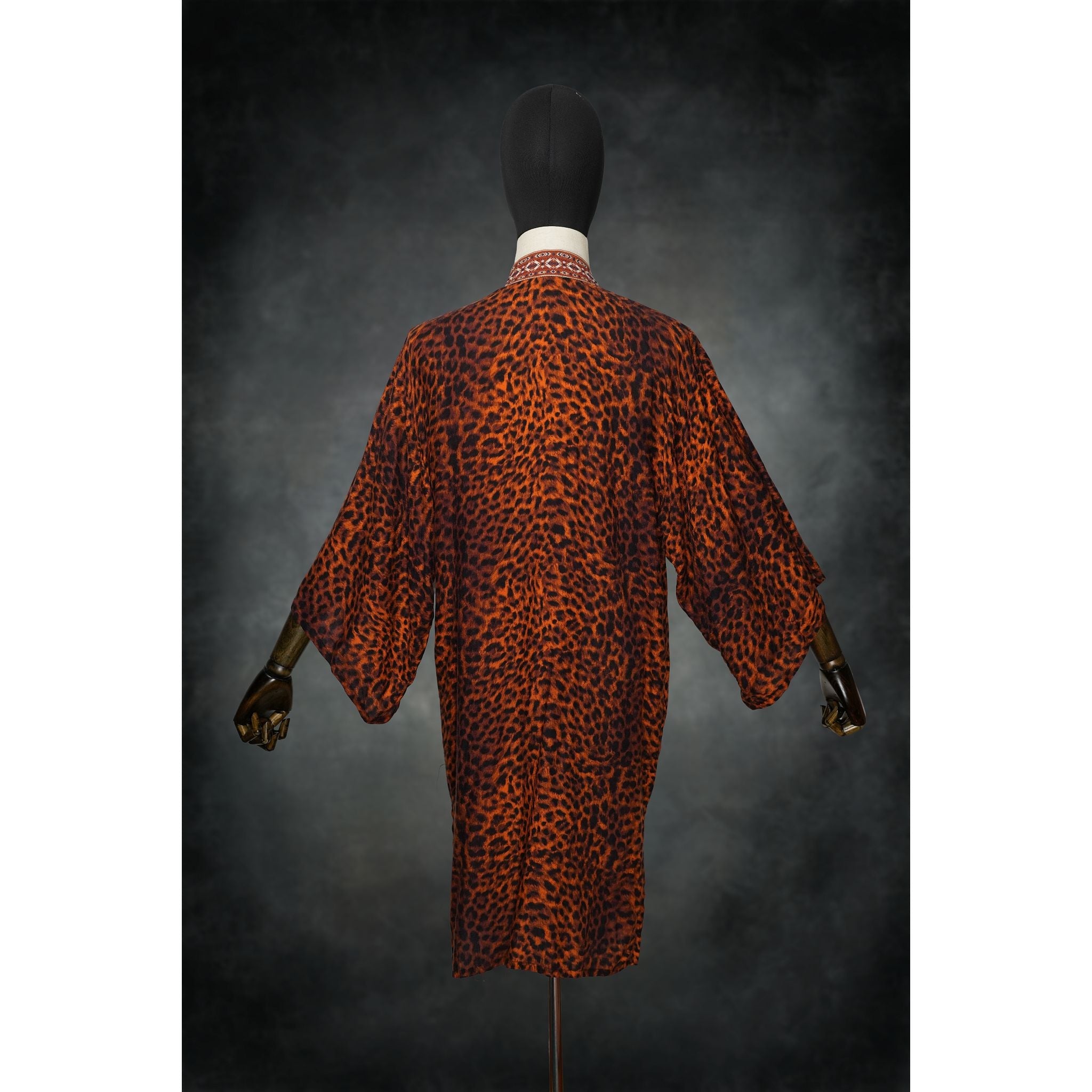 Ember Leopard Woven Kimono - Kimono Dave