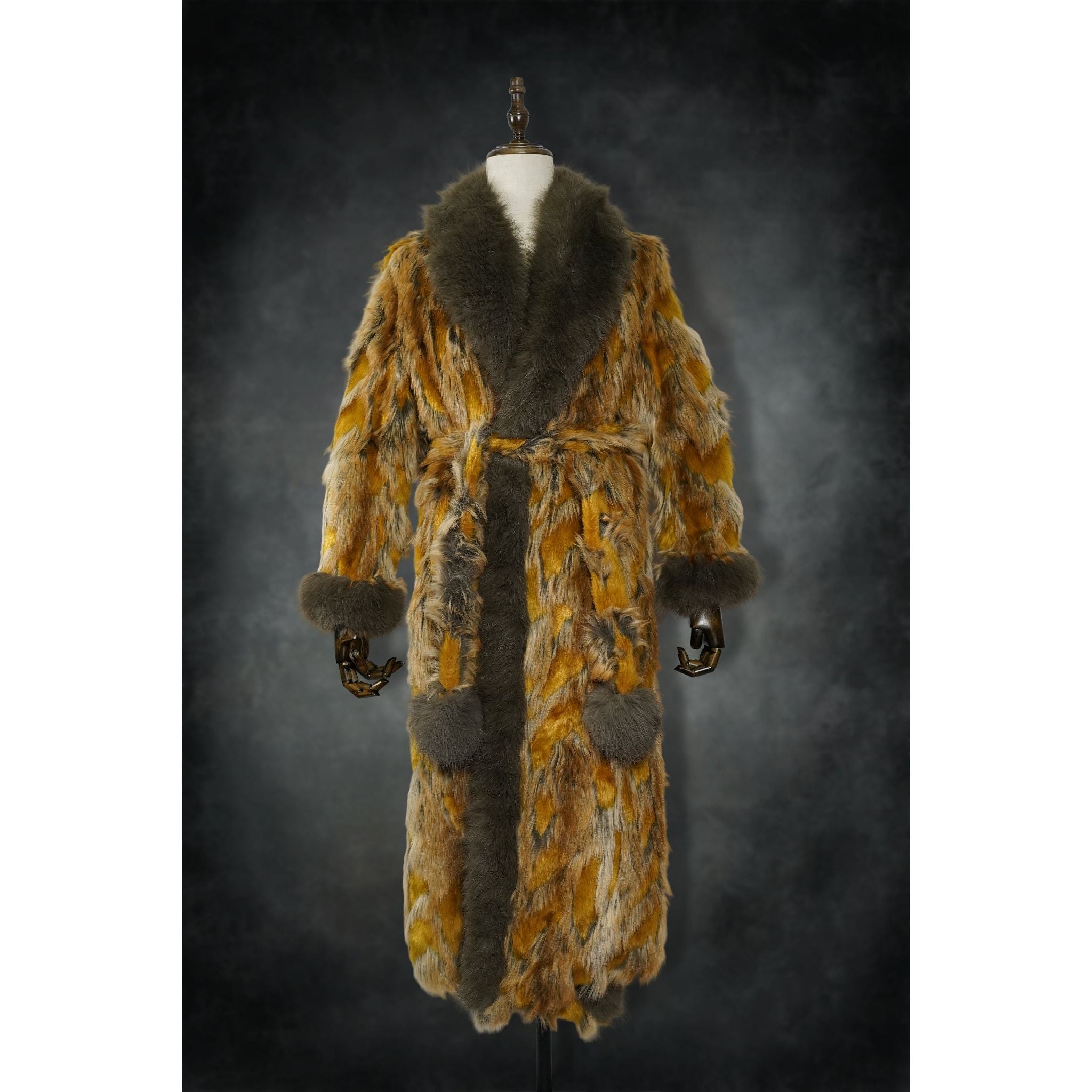 Golden Giraffe Dreamers Coat - Kimono Dave