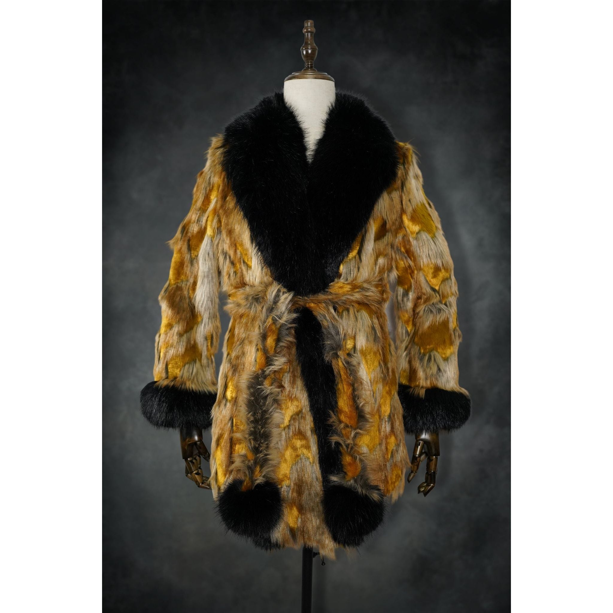 Golden Giraffe Women's Coat - Kimono Dave