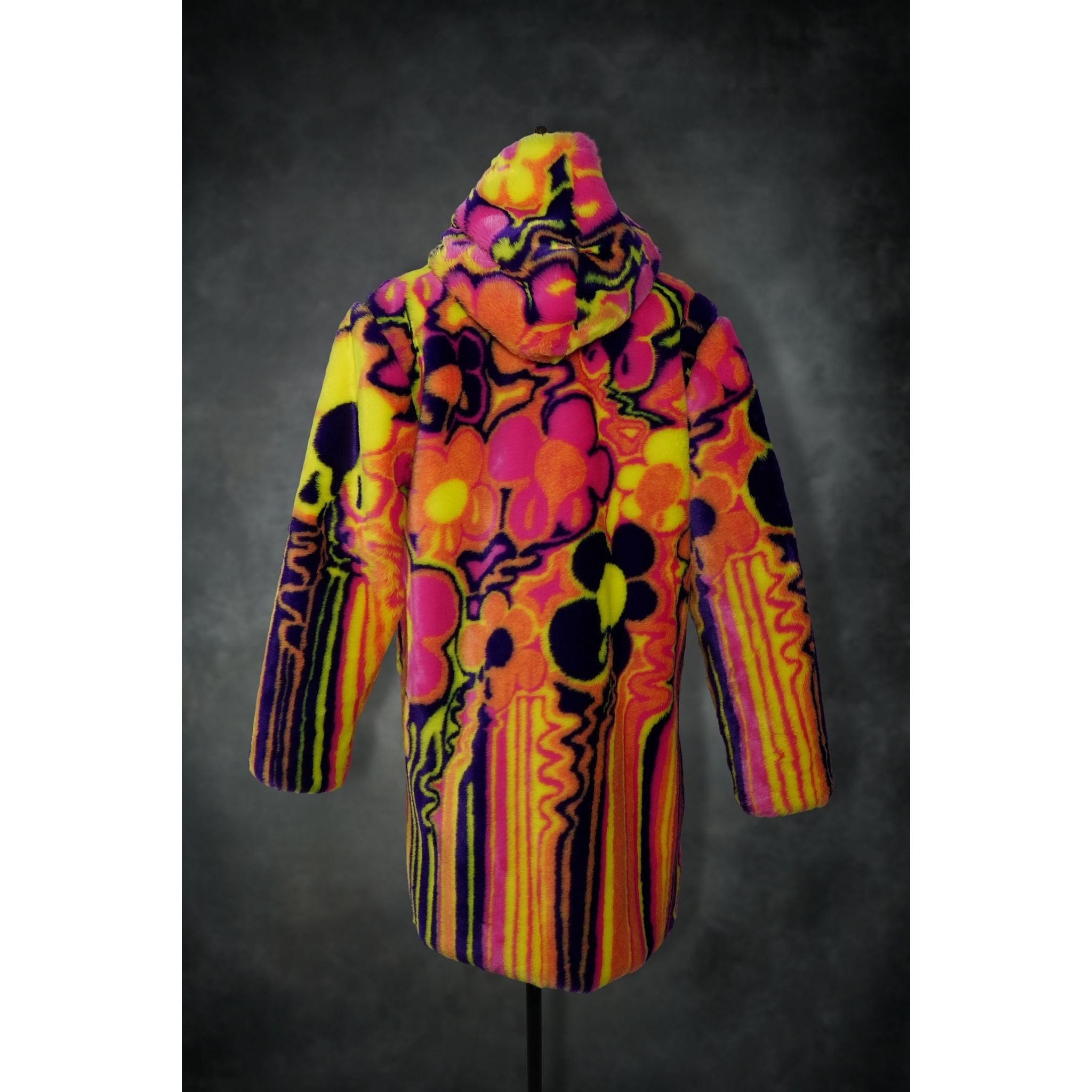Melting Flowers Barelyawakekalee Collab Yeti Coat - Kimono Dave