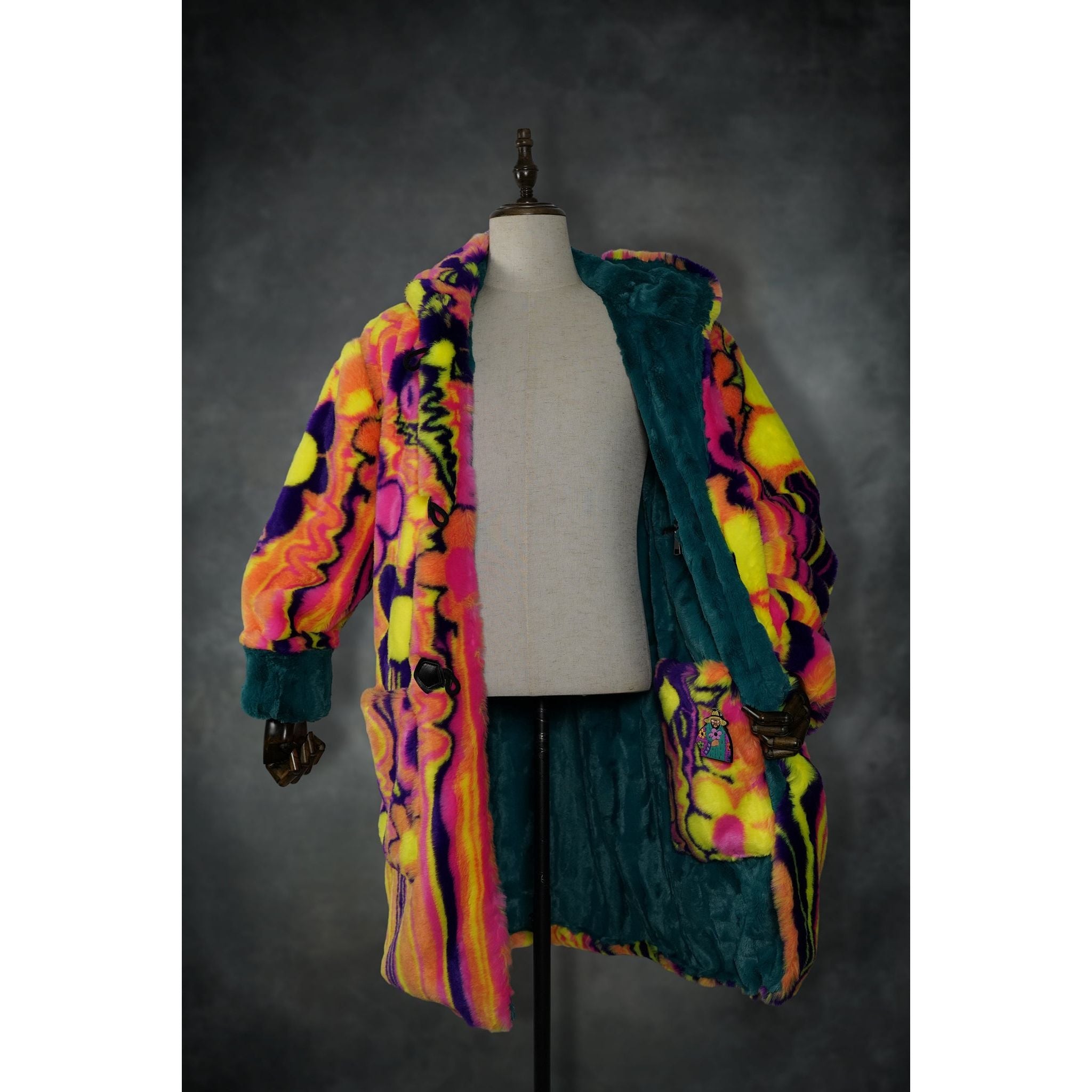 Melting Flowers Barelyawakekalee Collab Yeti Coat - Kimono Dave