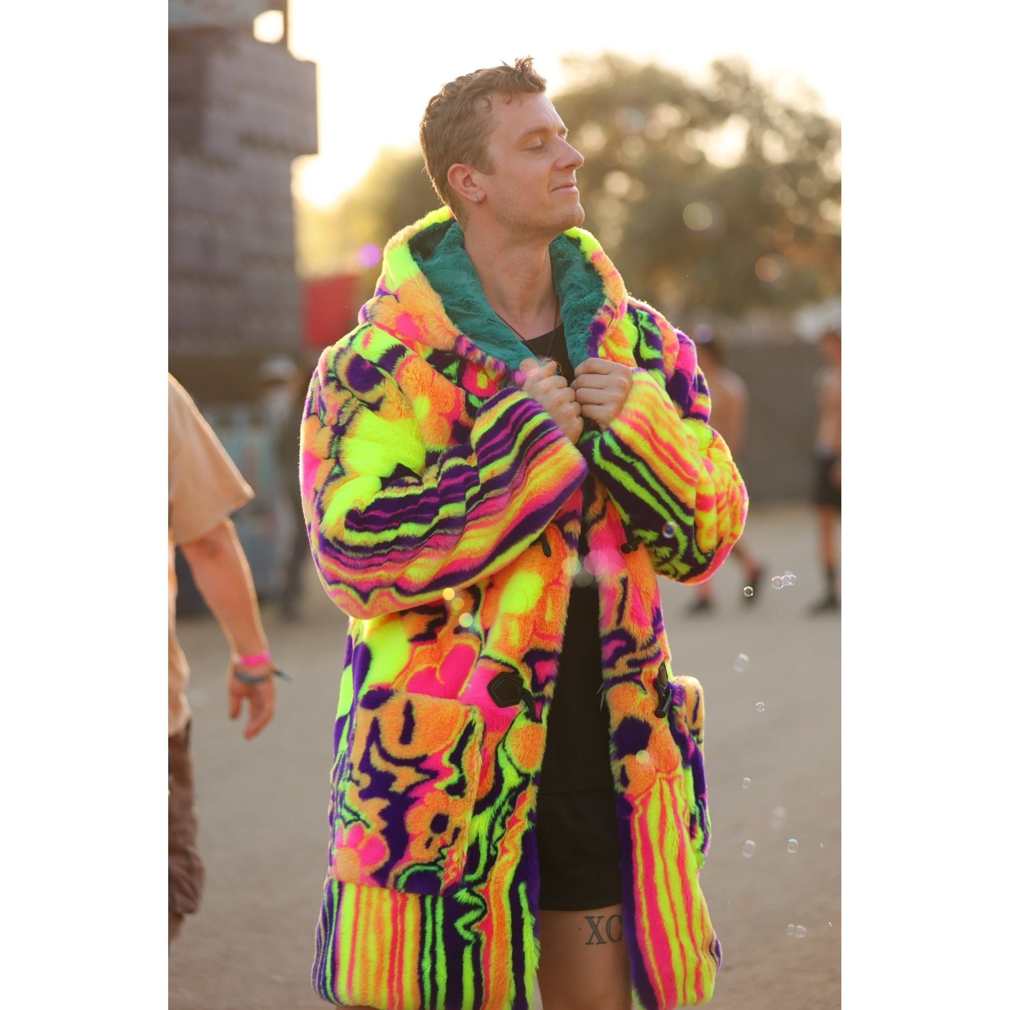 Melting Flowers Barelyawakekalee Collab Zip - Off Yeti Coat - Kimono Dave