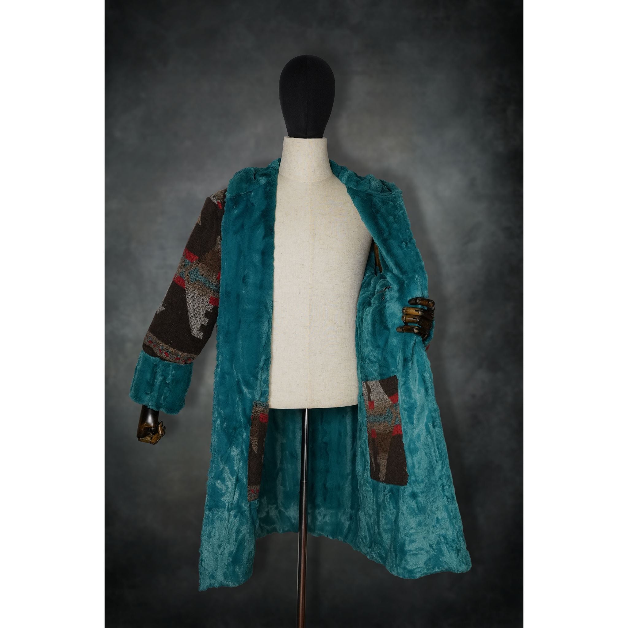 Mojave Alternate Classic Coat - Kimono Dave