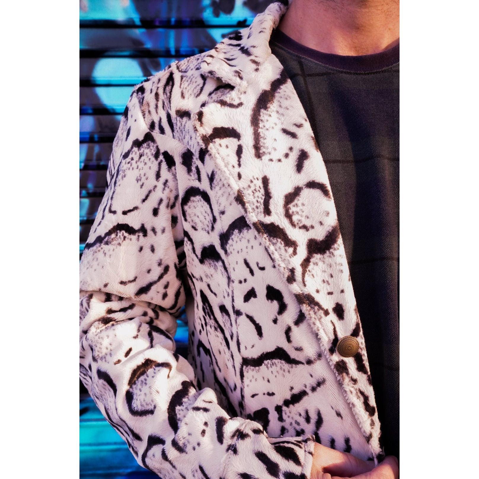 Snow Leopard - Kimono Dave