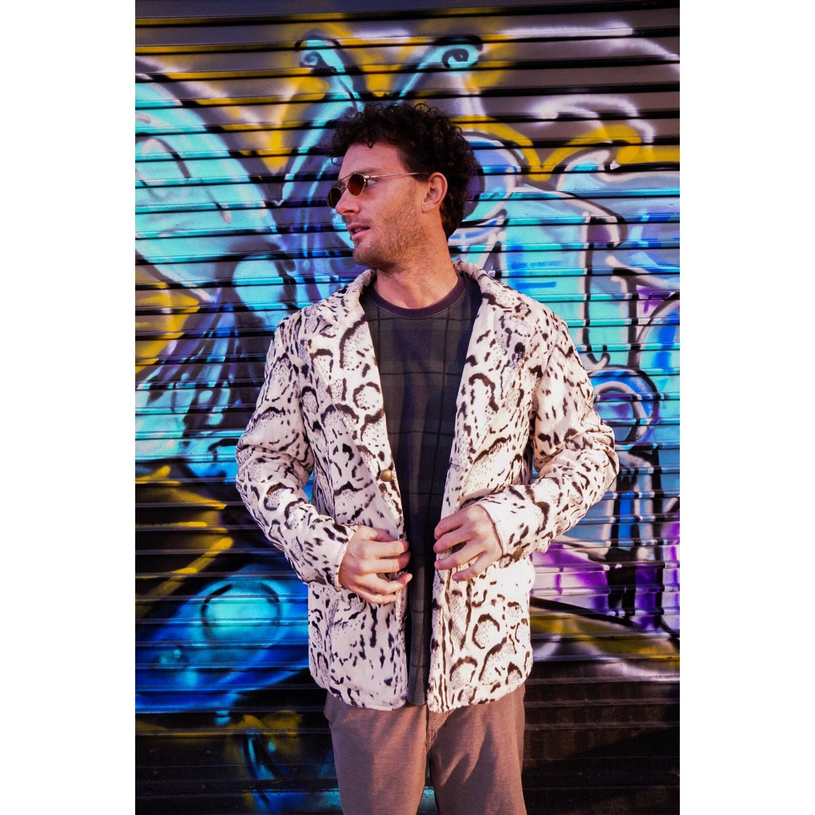 Snow Leopard - Kimono Dave