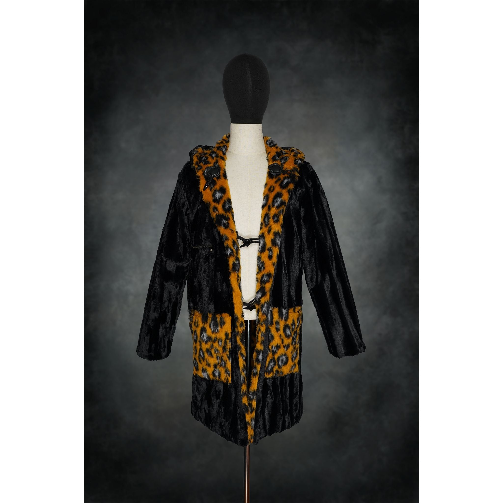 Spotted Lynx Coat - Kimono Dave
