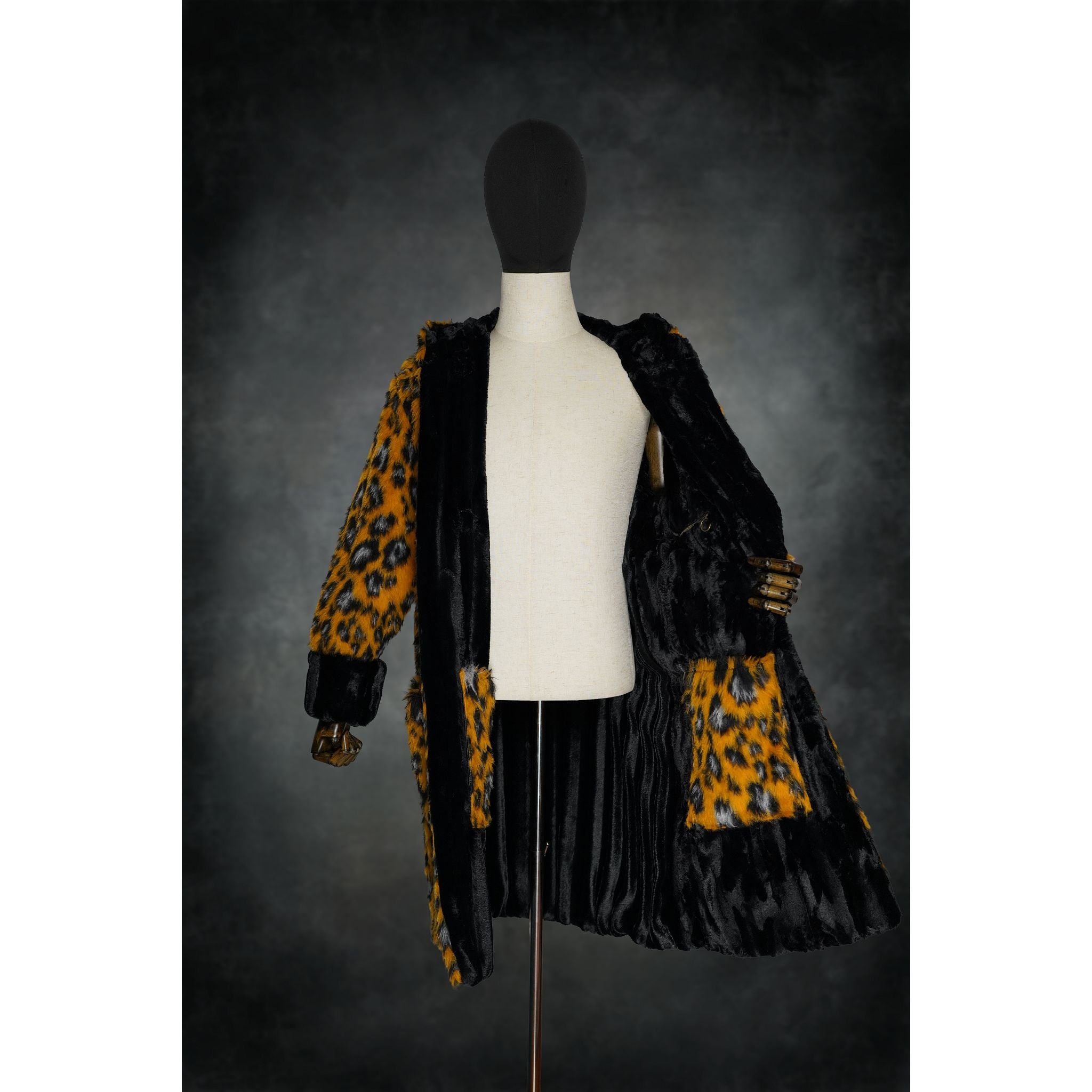 Spotted Lynx Coat - Kimono Dave